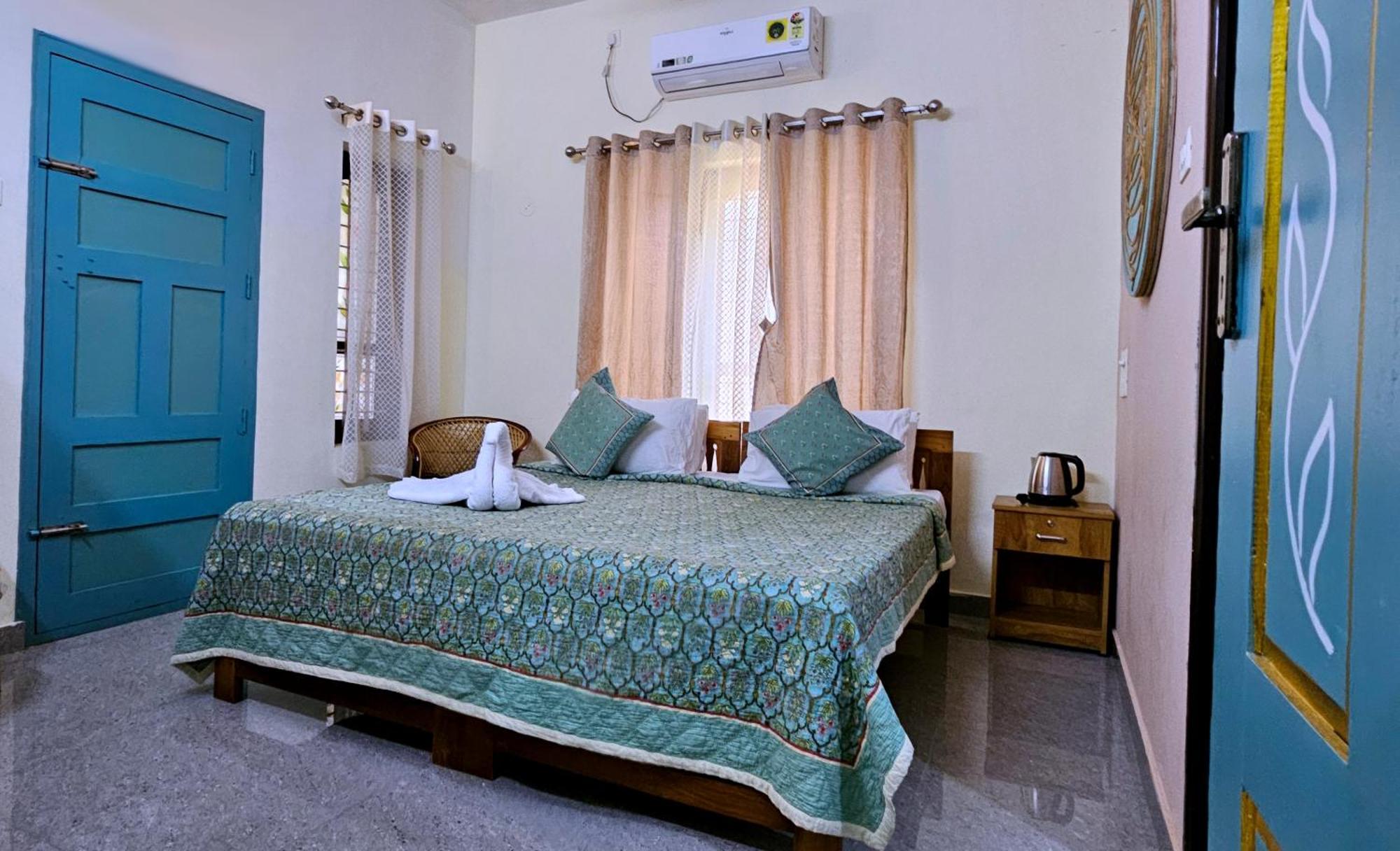 Gypsy Walker Hotel Varkala Bagian luar foto